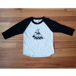 'Dream' monochrome teepee baseball tee